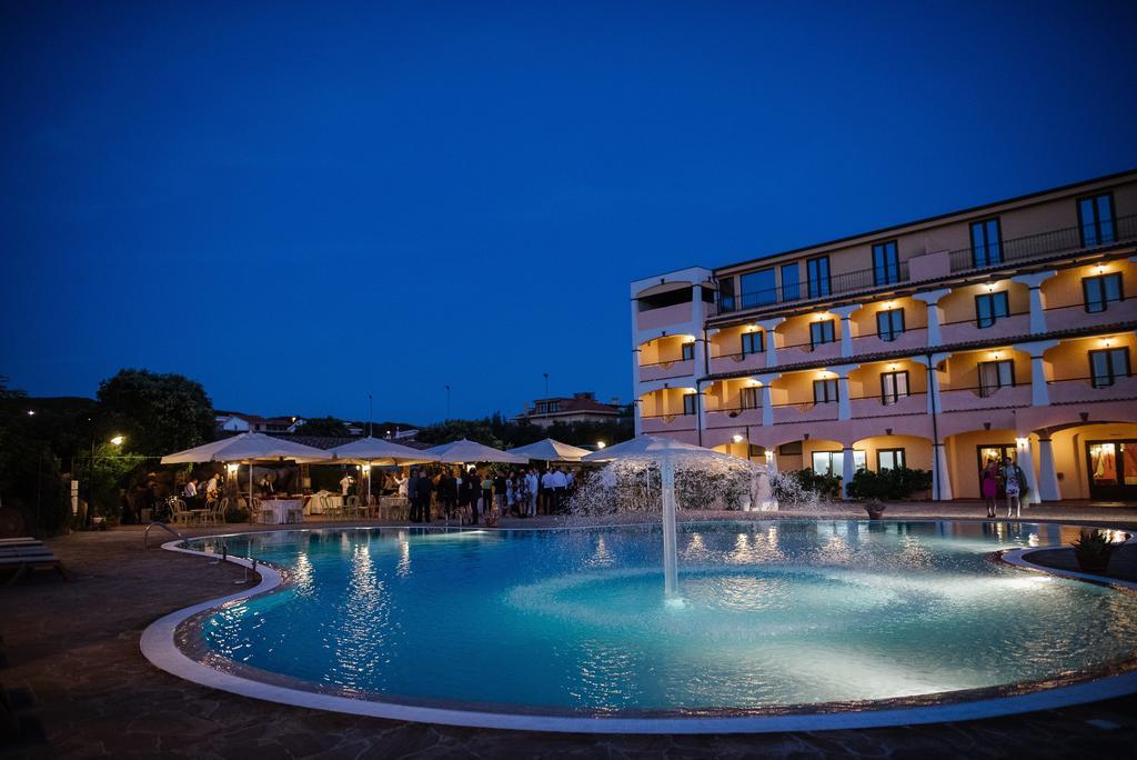 Hotel Lido Degli Spagnoli Wellness & Spa Портоскузо Екстериор снимка