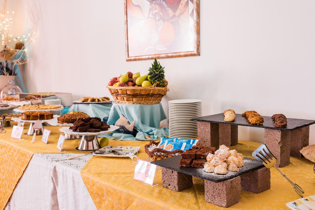 Hotel Lido Degli Spagnoli Wellness & Spa Портоскузо Екстериор снимка