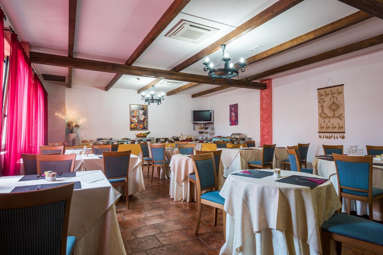 Hotel Lido Degli Spagnoli Wellness & Spa Портоскузо Екстериор снимка