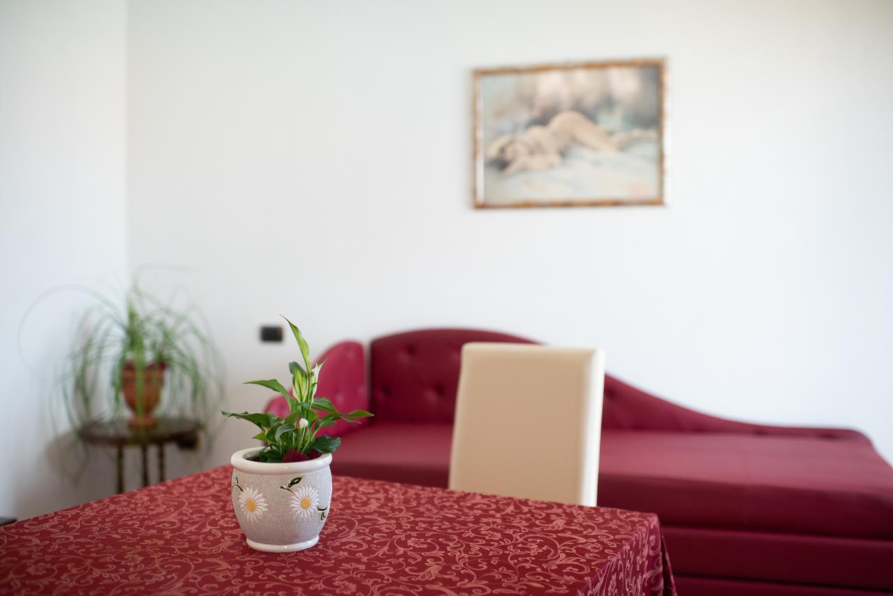 Hotel Lido Degli Spagnoli Wellness & Spa Портоскузо Екстериор снимка