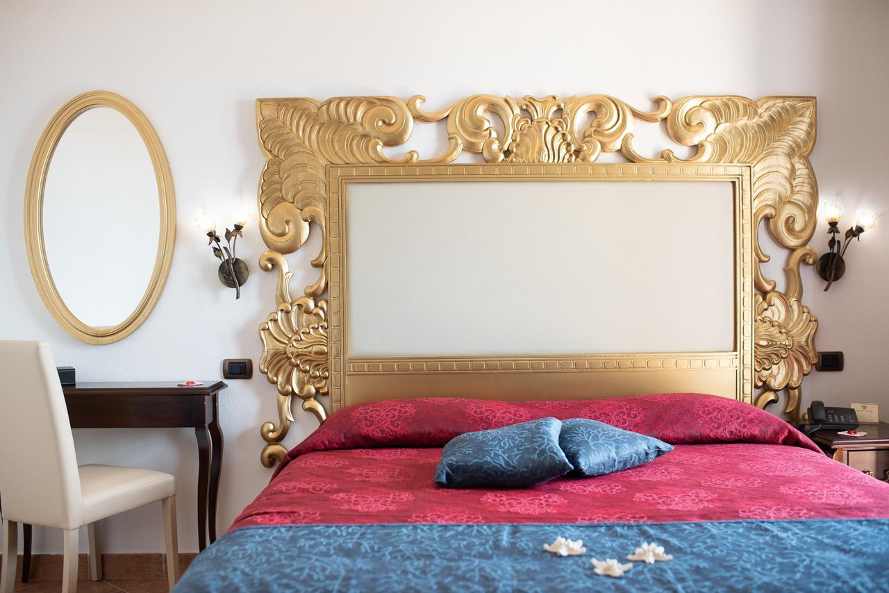 Hotel Lido Degli Spagnoli Wellness & Spa Портоскузо Екстериор снимка